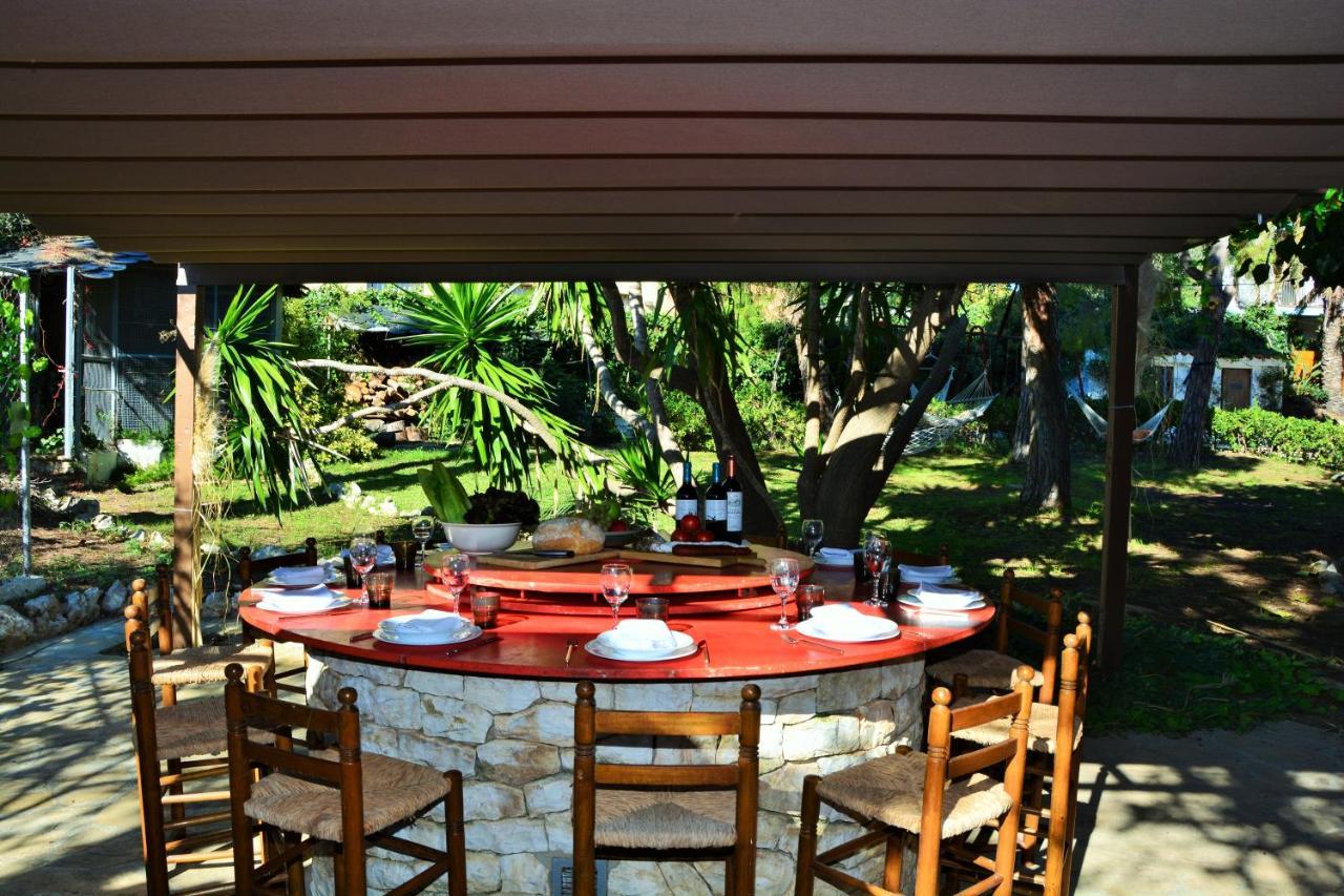 Villa Sitges El Ranch Amaizing Outdoor Areas Beaches At 5 Minutes Walk Sitges At 15 Min Drive Ac Pool Jacuzzi & Garden Xxl Calafell Esterno foto