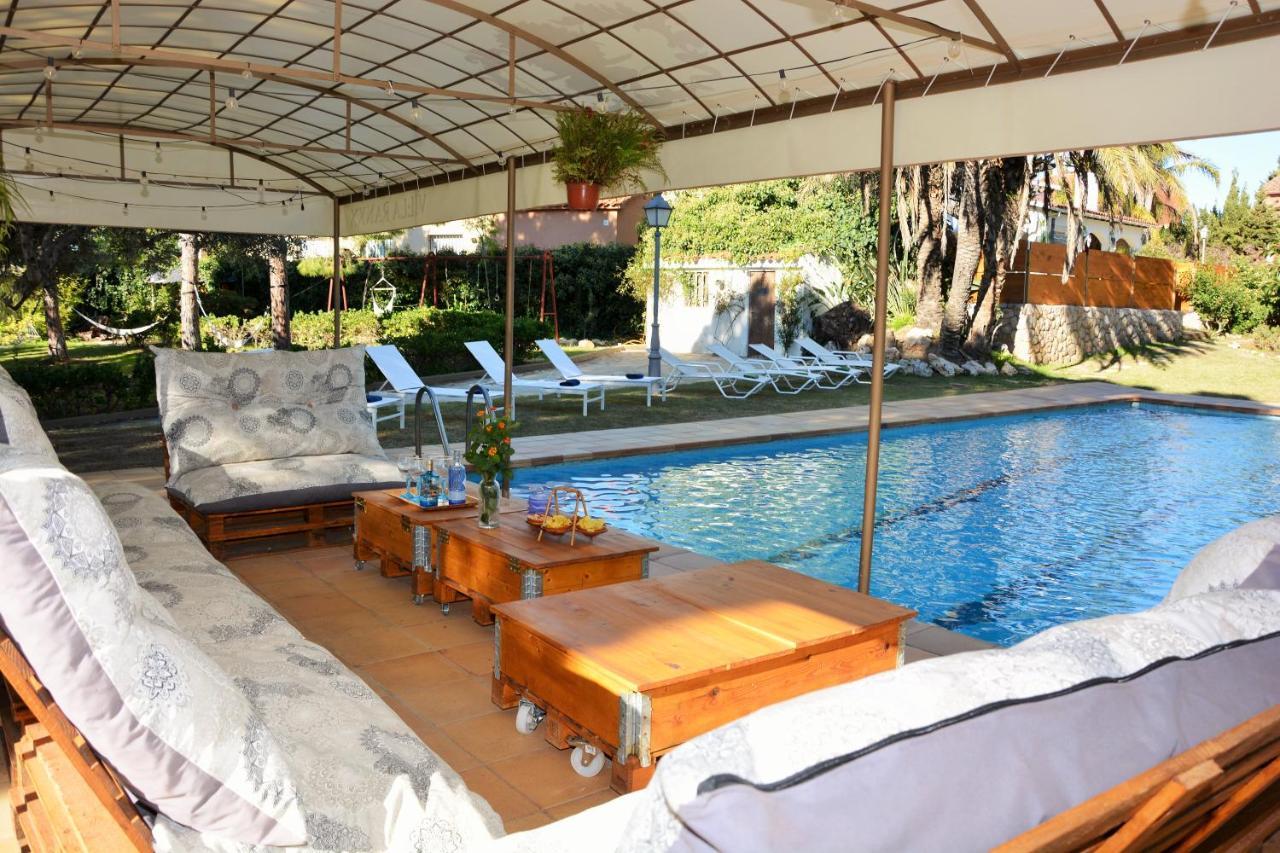 Villa Sitges El Ranch Amaizing Outdoor Areas Beaches At 5 Minutes Walk Sitges At 15 Min Drive Ac Pool Jacuzzi & Garden Xxl Calafell Esterno foto